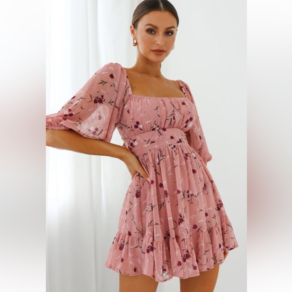 NWT Selfie Leslie rose floral dress